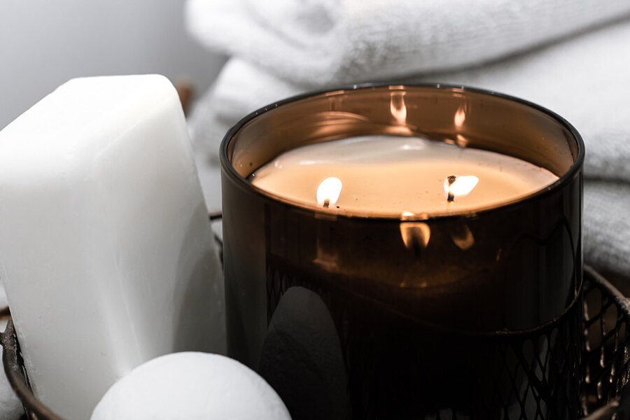 Pojemniki do świec – jakie wybrać i na co zwrócić uwagę?