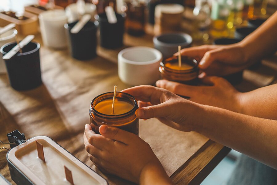 Jak zrobić świecę sojową w domu i ile wosku potrzebujesz?